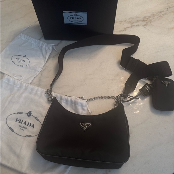 Prada Re-Edition 2005 Re-Nylon bag - Picture 1 of 11